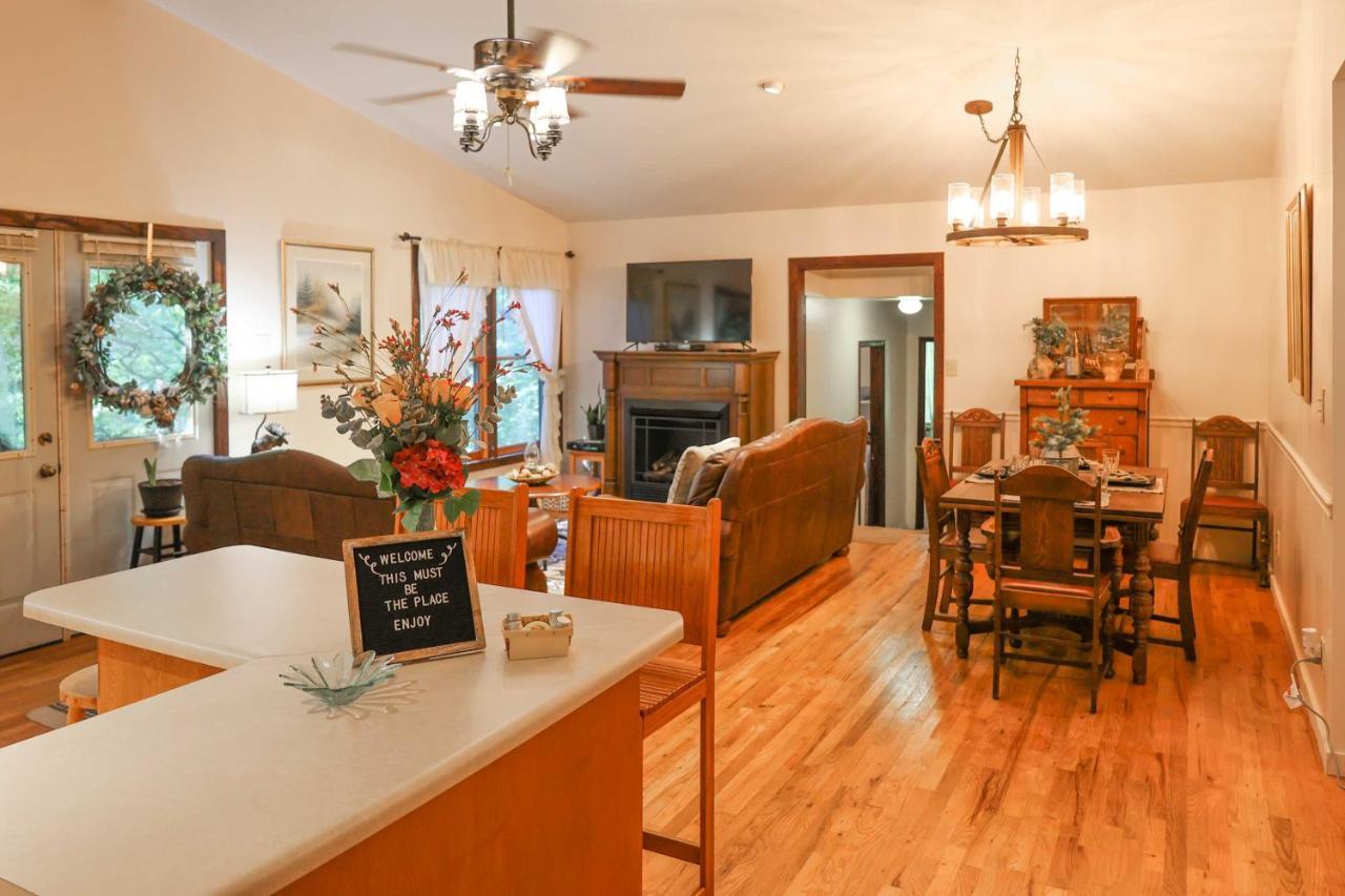 Cozy Whittier Home With Fire Pits Less Than 15 Mi To Hiking! エクステリア 写真