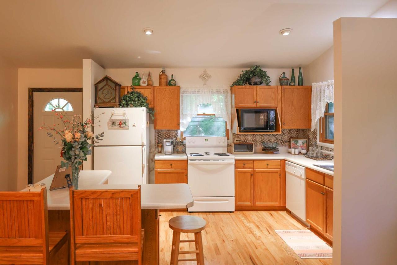 Cozy Whittier Home With Fire Pits Less Than 15 Mi To Hiking! エクステリア 写真