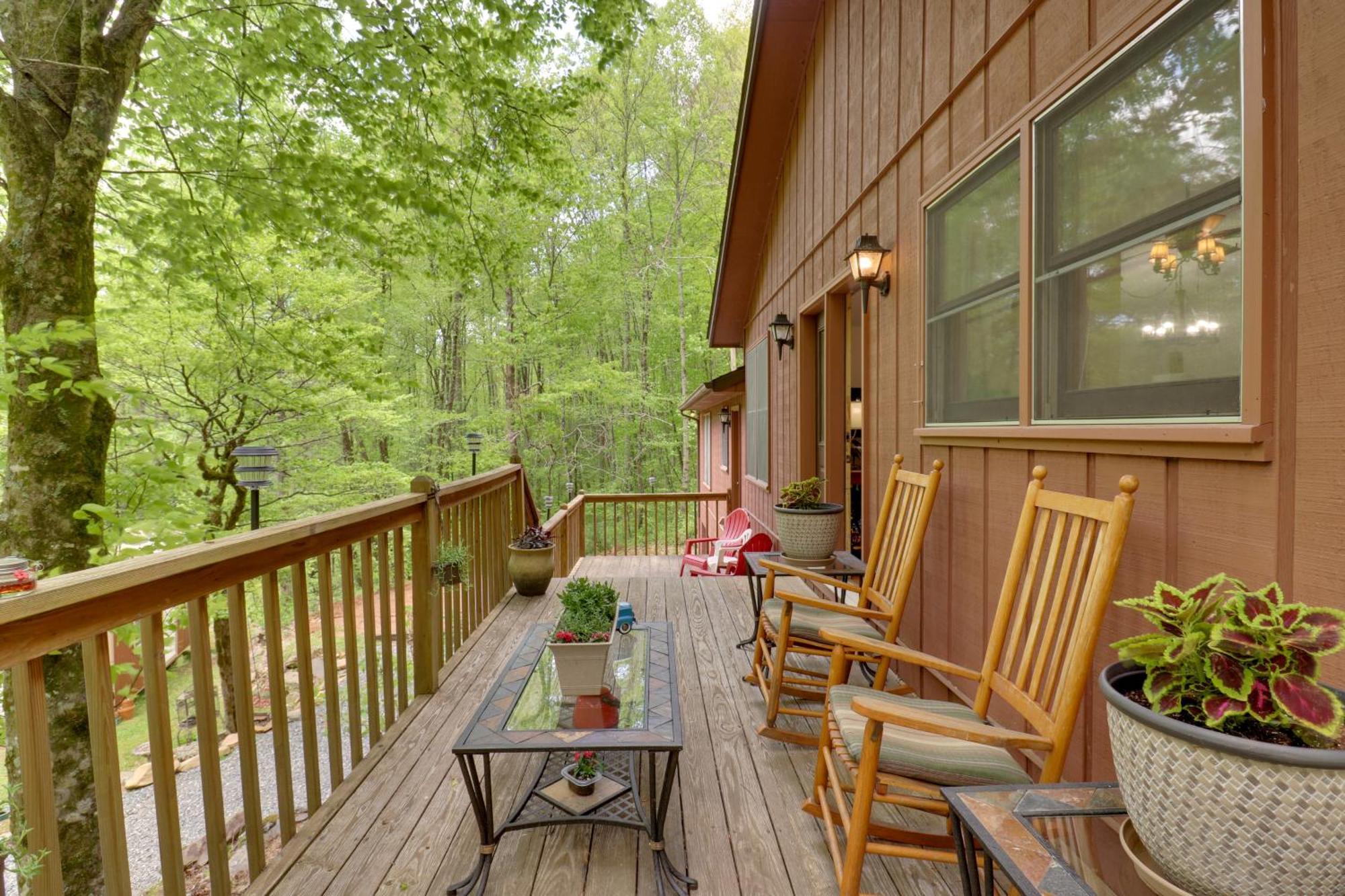 Cozy Whittier Home With Fire Pits Less Than 15 Mi To Hiking! エクステリア 写真